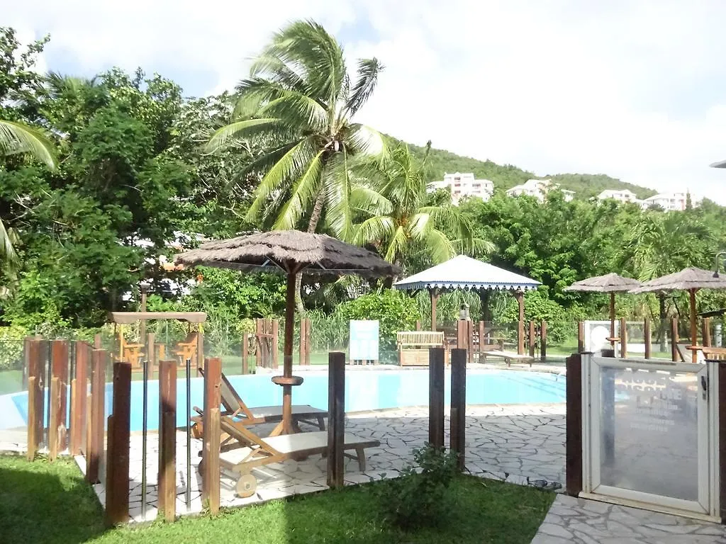 Les Creolines Aparthotel Sainte-Luce