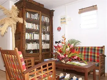 Les Creolines Aparthotel Sainte-Luce