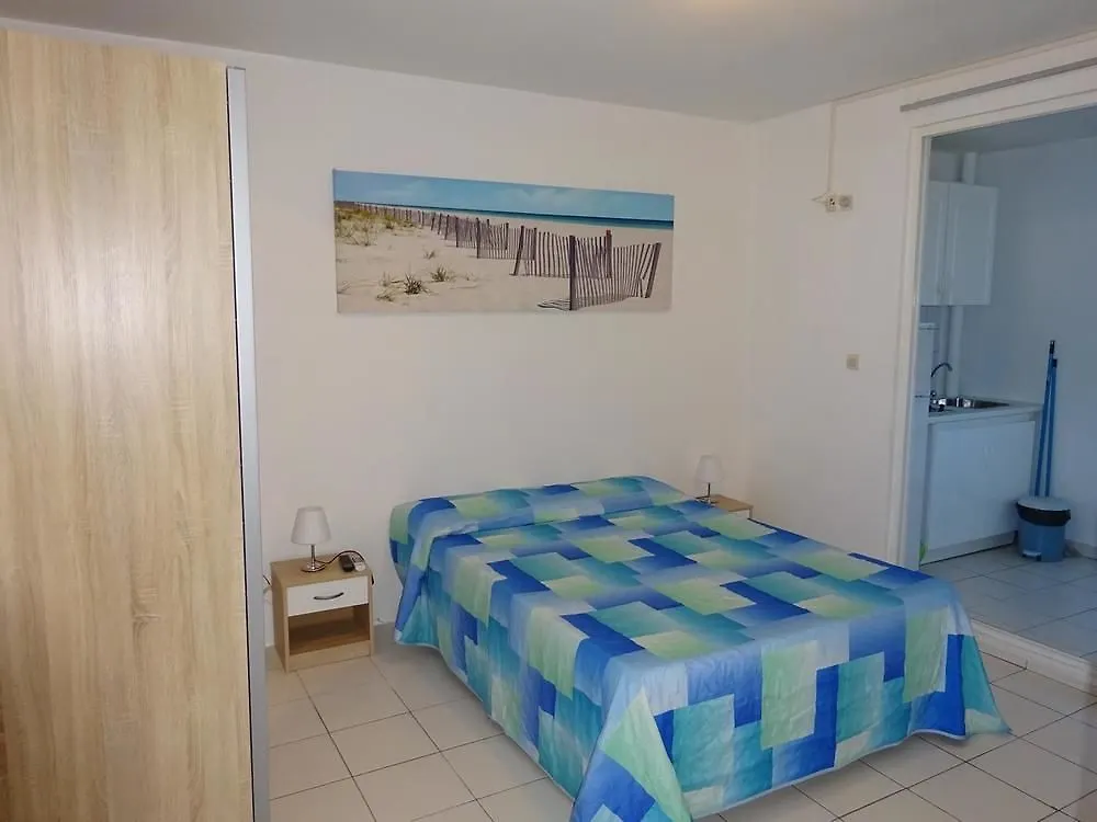 Aparthotel Les Créolines Sainte-Luce 0*,